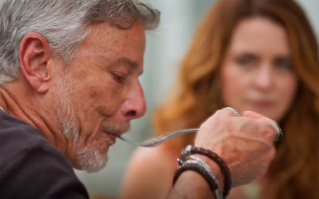 Dona de Mim: Filipa descobre segredo de Jaques e arma