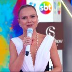 Eliana não esconde as lágrimas ao retornar ao SBT para
