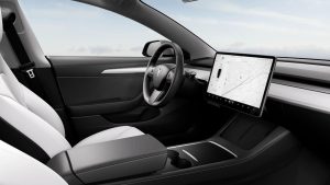 Elon Musk diz que outras montadoras não desejam o FSD,