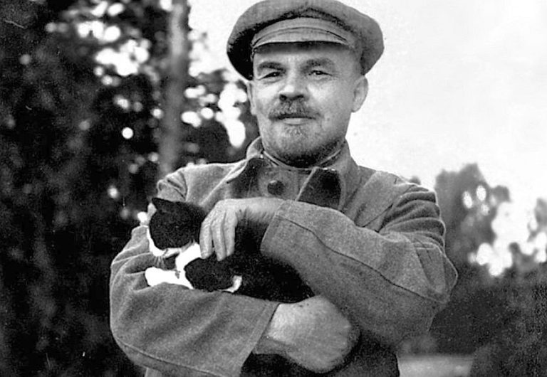 Esquerda, pós-modernidade e pauta identitária