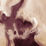 Essa mancha em Marte pode ser água líquida?