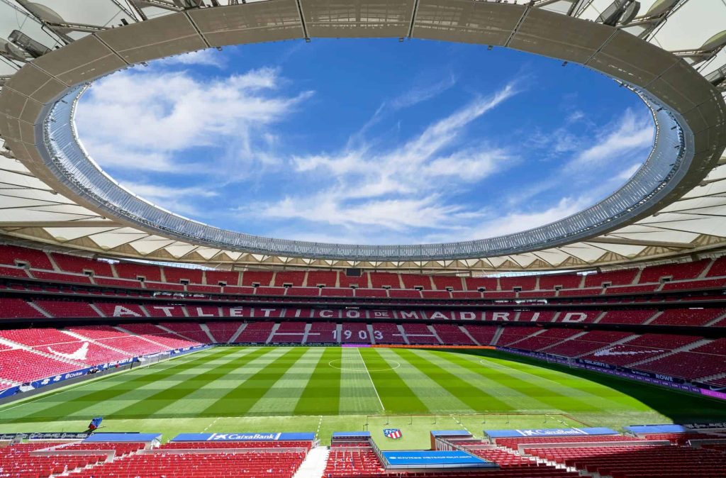 Estádio do Atlético de Madrid inova com faixa de LED