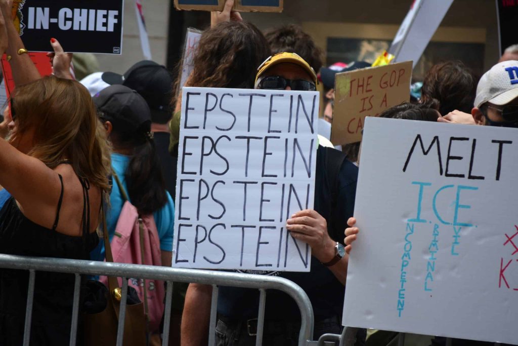 Executivo deixa conselho da OpenAI após novos documentos revelarem vínculo