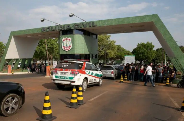 Extremista que ameaçou Trump é alvo de operação policial