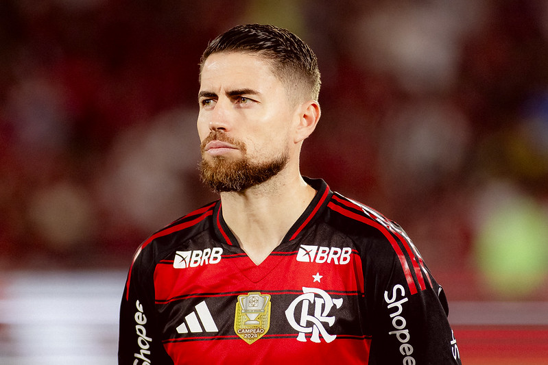 Flamengo ganha reforços para clássico contra Fluminense
