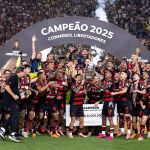 Flamengo supera Palmeiras e conquista o inédito tetra da Libertadores