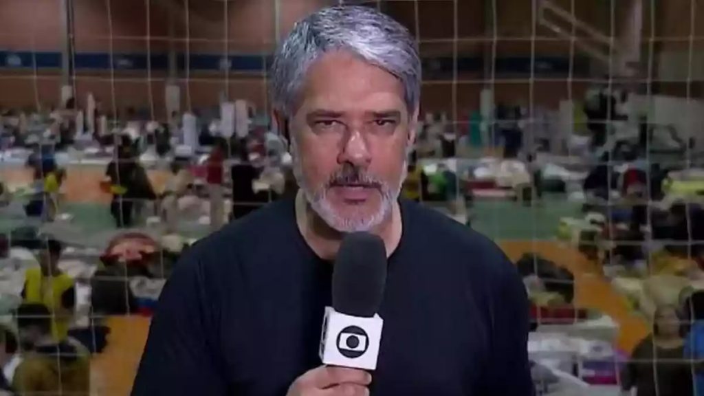 Fora do Jornal Nacional, William Bonner aceita redução de salário