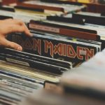 Freguesia de Benfica recebe 6.ª edição da Feira de Vinil, no Jardim do Palácio Baldaya