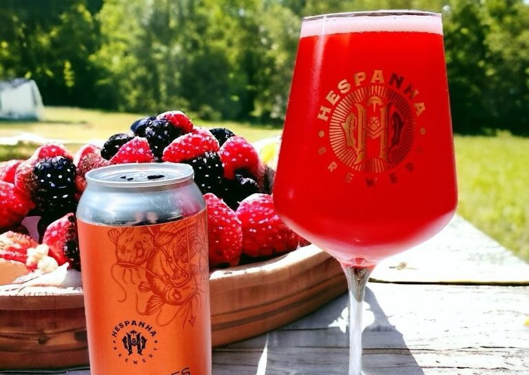 Frutopia é eleita a melhor cerveja do Brasil em 2025