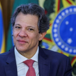 Haddad deve viajar pelo país para divulgar isenção do IR