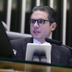 Hugo Motta escolhe deputado para relatar PL do Devedor Contumaz