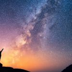 IA simula Via Láctea estrela por estrela – e bate