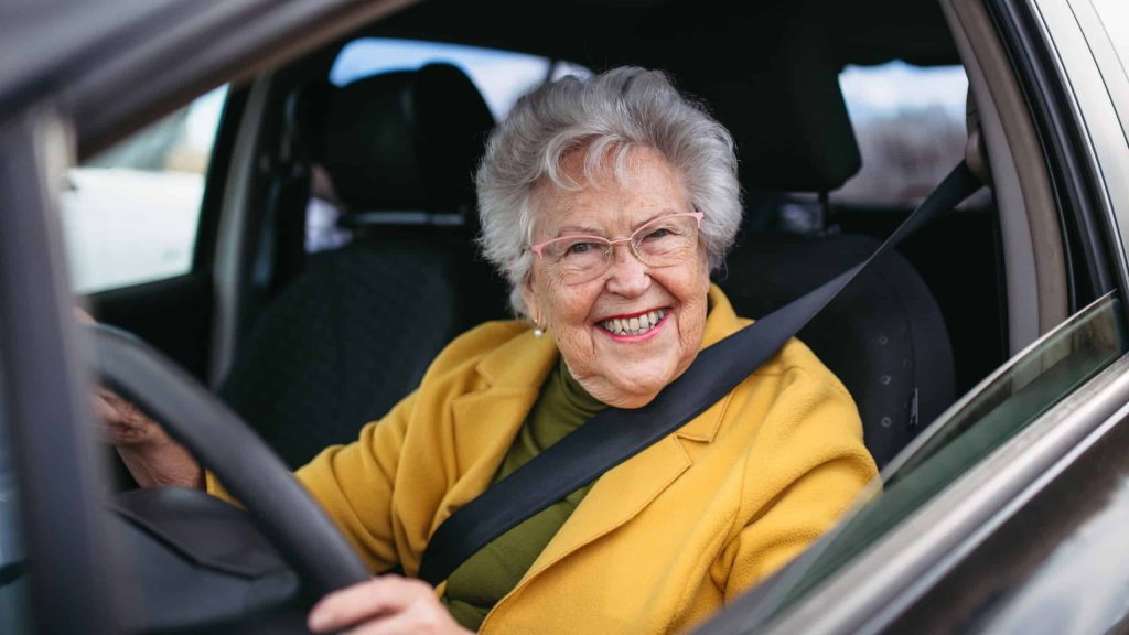 Idoso tem desconto no pedágio ou está isento de cobrança?