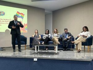 Inclusão de público LGBTQUIA+ na Lei Maria da Penha é