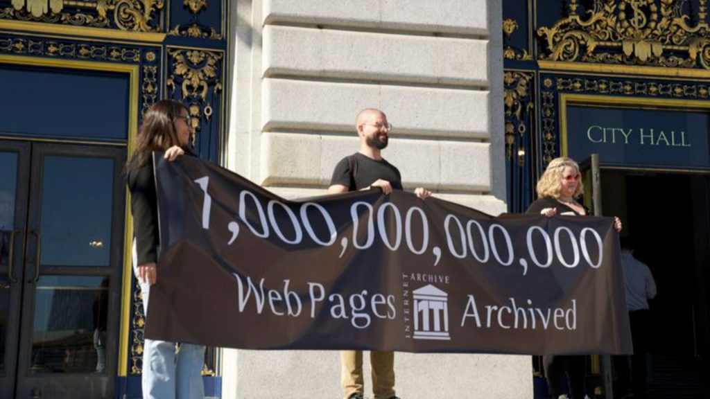 Internet Archive alcança 1 trilhão de páginas arquivadas e ganha