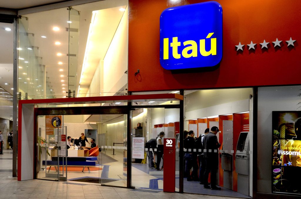 Itaú ultrapassa Petrobras e se torna a empresa mais valiosa