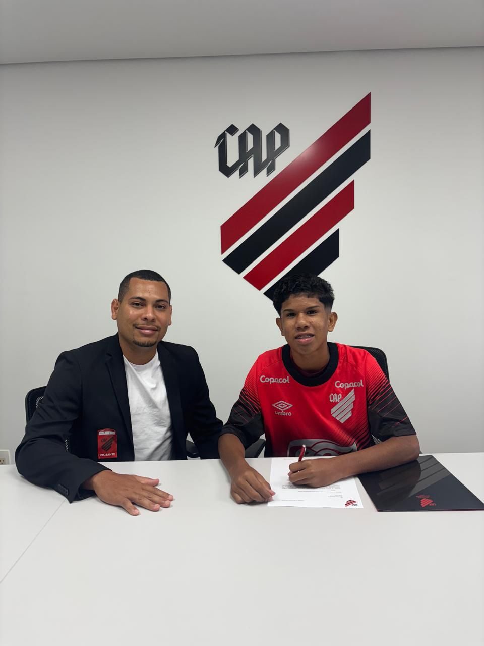 Jovem promessa do Moto Club é vendido para o Athletico-PR