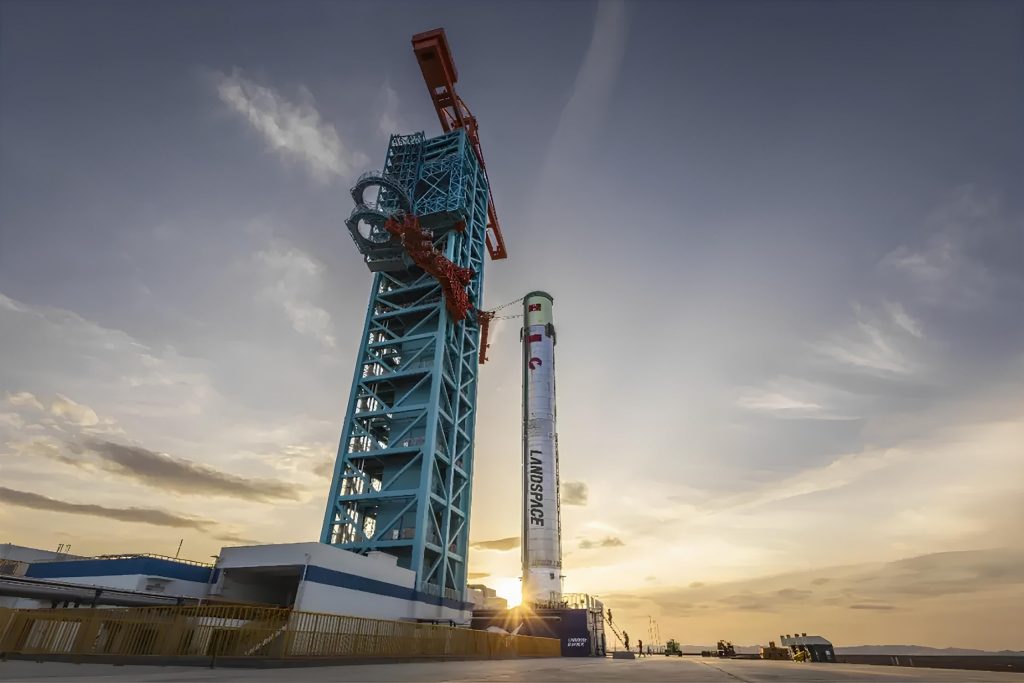 Lançamento histórico de foguete da China desafia domínio da SpaceX