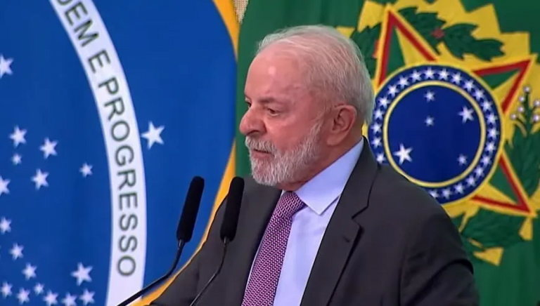 Lula anuncia acordo Mercosul-União Europeia para dezembro