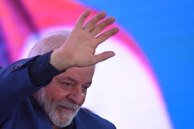 Lula chama operação policial no Rio de “matança” e quer