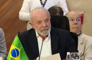 Lula critica EUA na Colômbia e não visita vítimas de