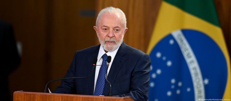 Lula sanciona lei que veta o uso da linguagem neutra