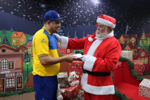 Mais de 100 mil cartinhas do Papai Noel dos Correios