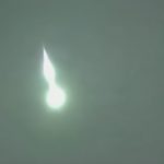 Meteoro verde explode no céu de Minas Gerais