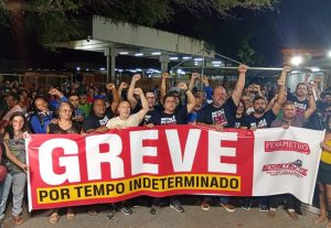 Metroviários de Pernambuco iniciam greve contra privatização