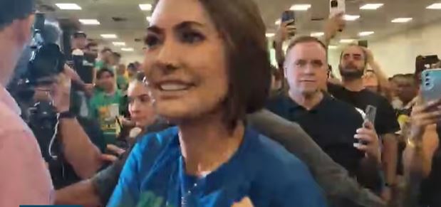 Michelle Bolsonaro lança Girão pré-candidato ao governo no Ceará