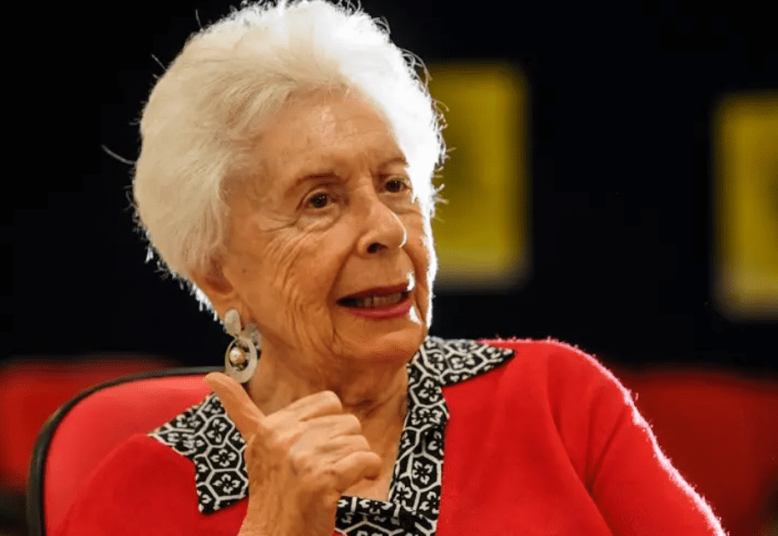 Morre aos 100 anos Clara Charf, militante política e viúva