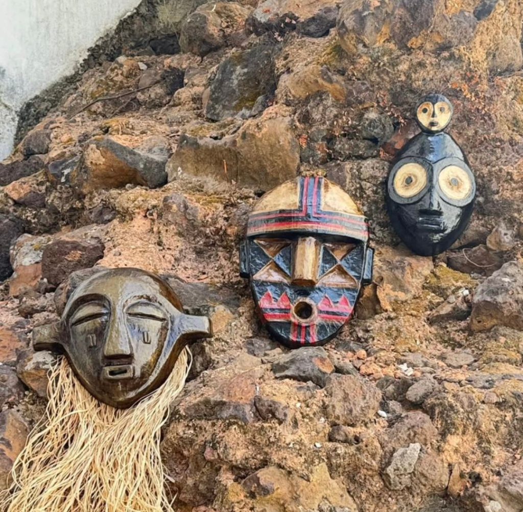 Museu Cafua das Mercês abre exposição de máscaras africanas em