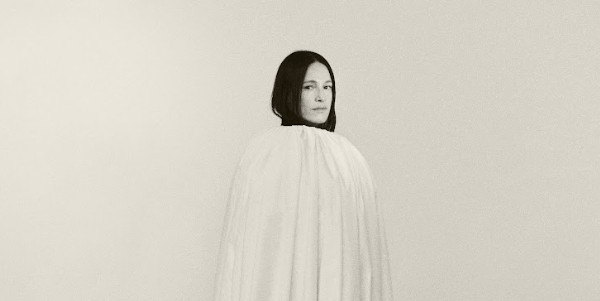 “Não tento fazer evoluir o fado, simplesmente quero praticá-lo”