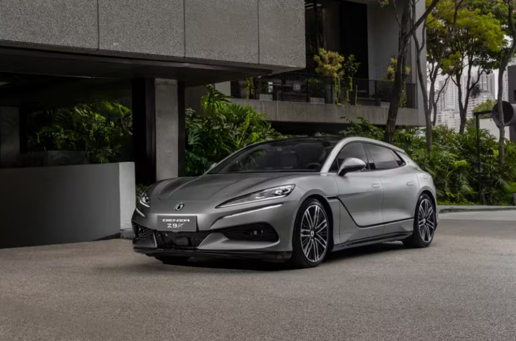 Nova marca de luxo da BYD, Denza chega ao Brasil