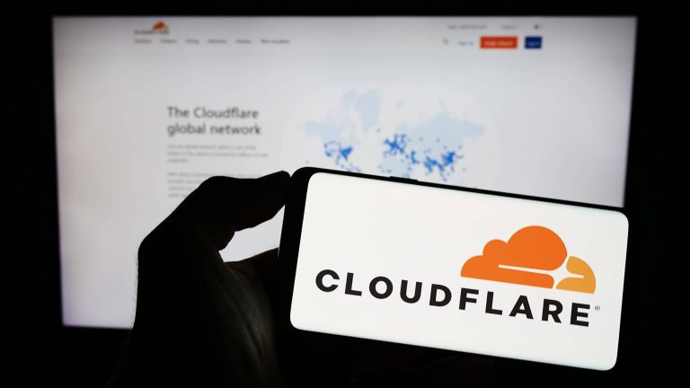 O que é Cloudflare, que derrubou parte da internet nesta