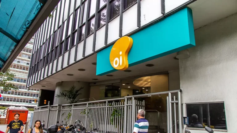 OI tem falência decretada por Justiça do Rio