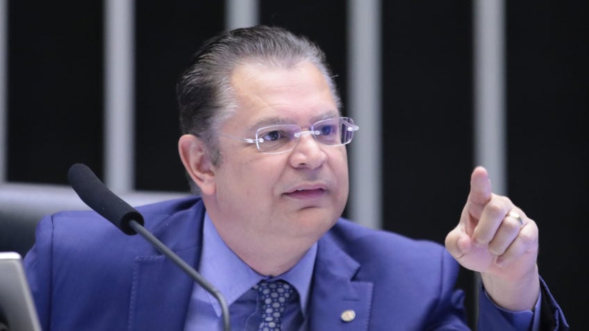 Oposição ameaça novas ações se anistia não for votada na