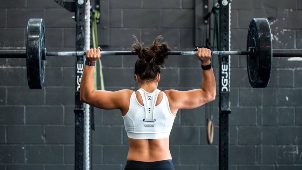 Pode treinar se o corpo ainda está dolorido do dia