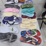 Polícia apreende quase 3 mil sandálias falsificadas em Timon