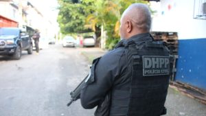 Polícia prende líderes e mais de 30 suspeitos de integrarem