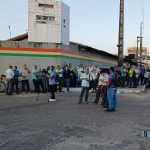 Prefeitura aciona a Justiça e libera corridas por aplicativo após