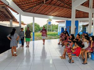 Projeto de teatro encerra segunda fase de atividades no próximo