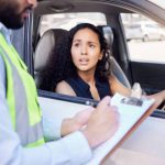 Qual a diferença entre infração, multa e autuação no trânsito?