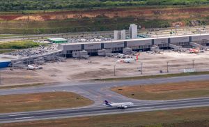 Quem é o grupo mexicano que comprou 17 aeroportos no