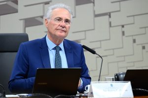 Renan propõe elevar taxação de bets, bancos e fintechs para