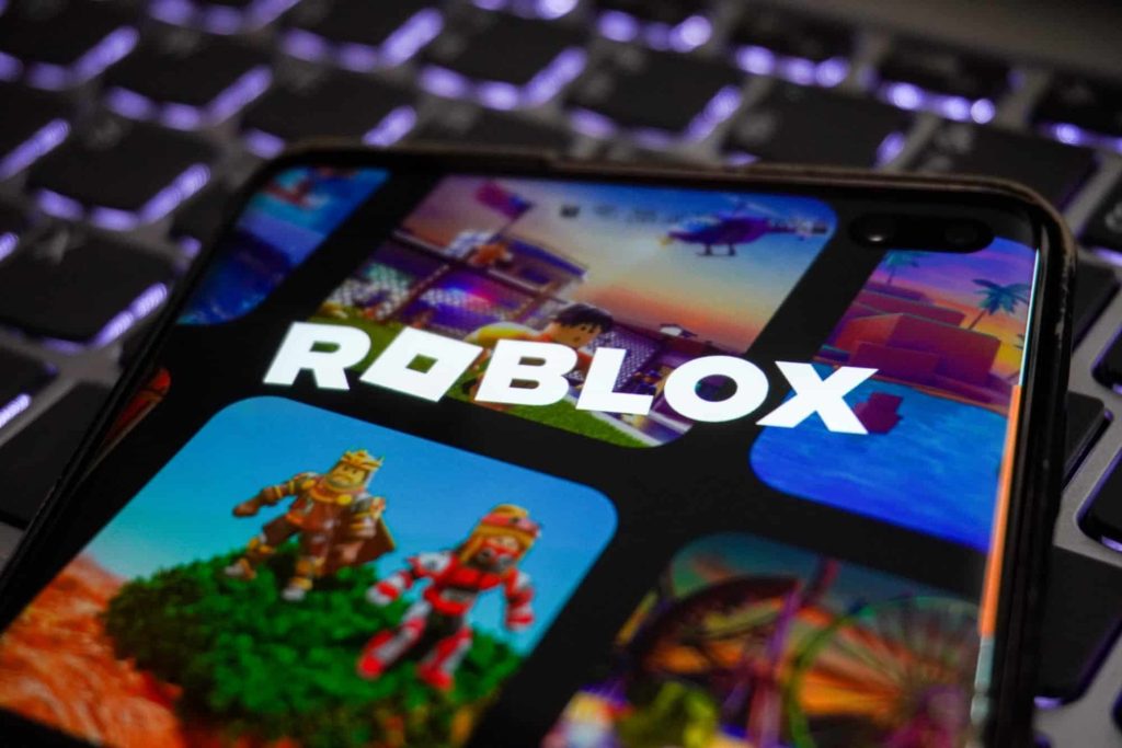 Roblox vai exigir verificação de idade para acesso ao chat