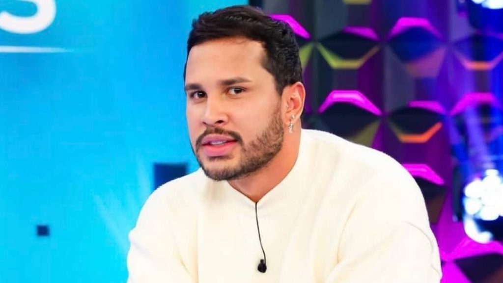 SBT aposta na renovação de contrato de ex de Carlinhos