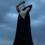 Sara Correia lança novo single, “Avisem Que Eu Cheguei”