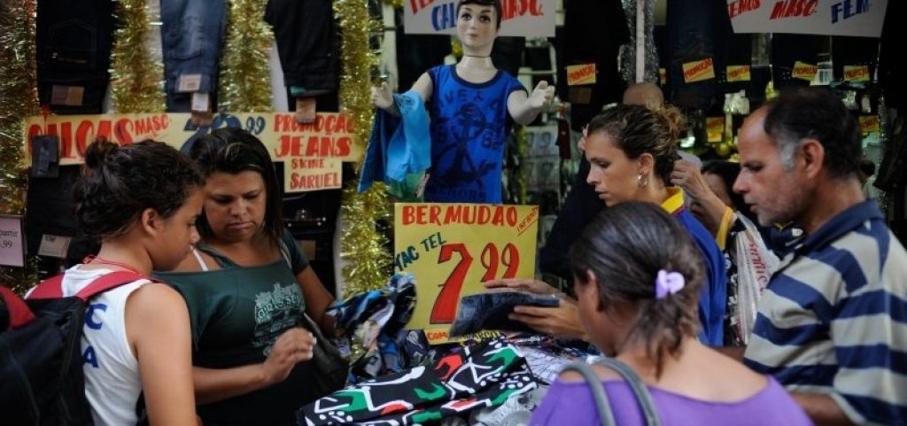 Setor de serviços avança 0,6% em setembro e alcança melhor