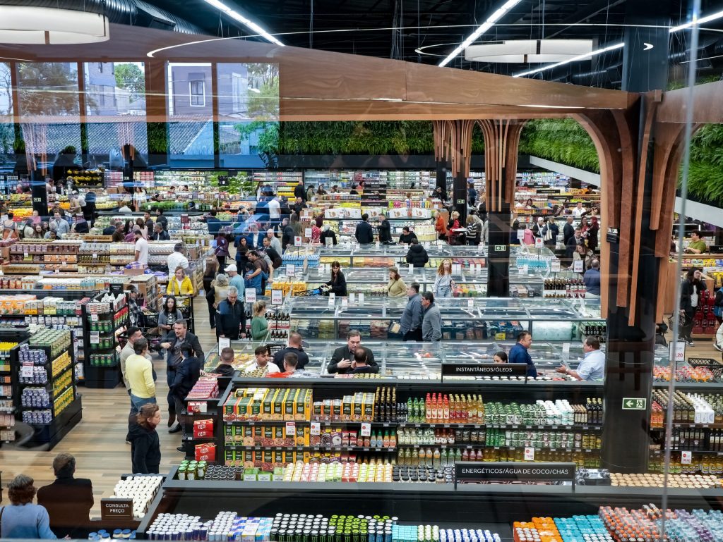 Supermercados em Curitiba e RMC vivem fase de forte expansão